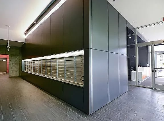 Building Photo - 1720 S Michigan Ave