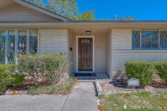 Building Photo - 13914 St Marys Ln
