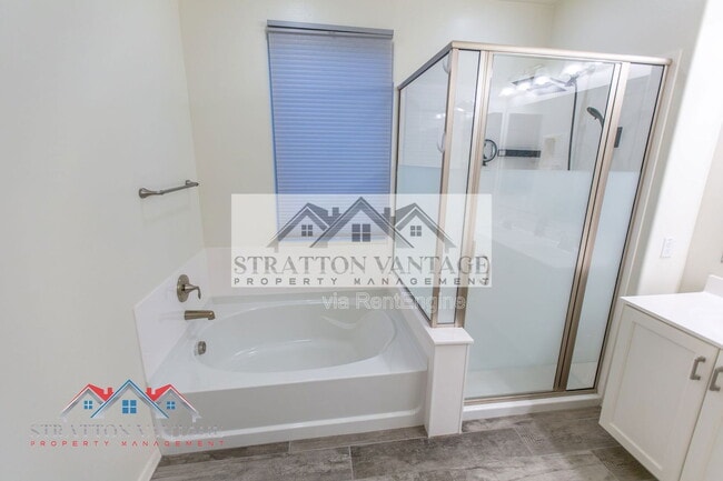 Building Photo - 1953 W Kinfield Trail