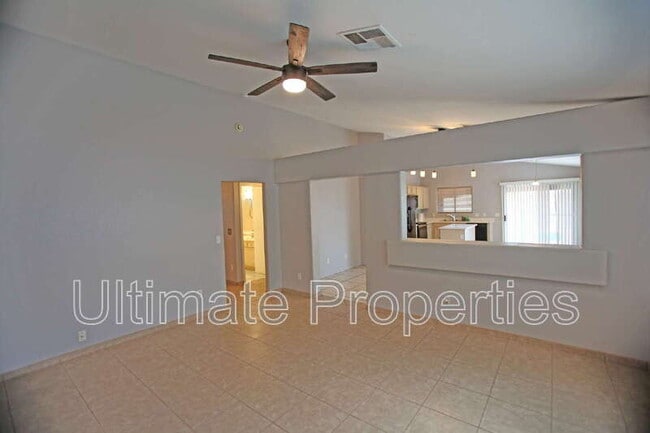 Building Photo - 3232 W Lone Cactus Dr