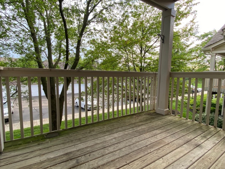 Building Photo - 6729 Meadow Creek Dr