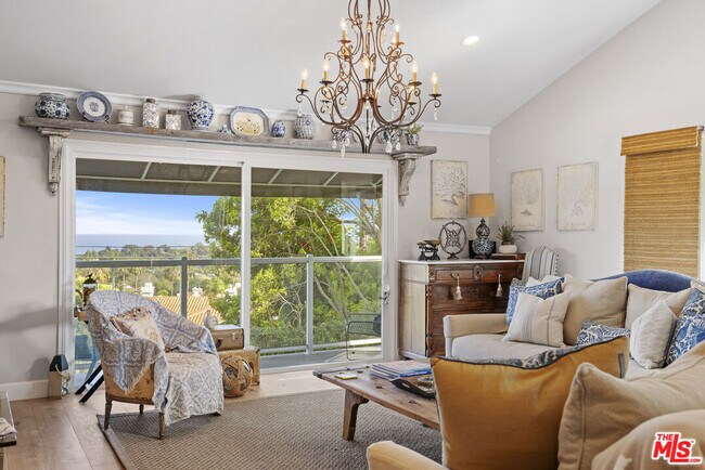 Building Photo - 6363 Zumirez Dr