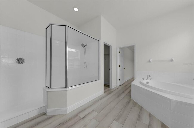 Building Photo - 3033 Stonegate Falls Dr