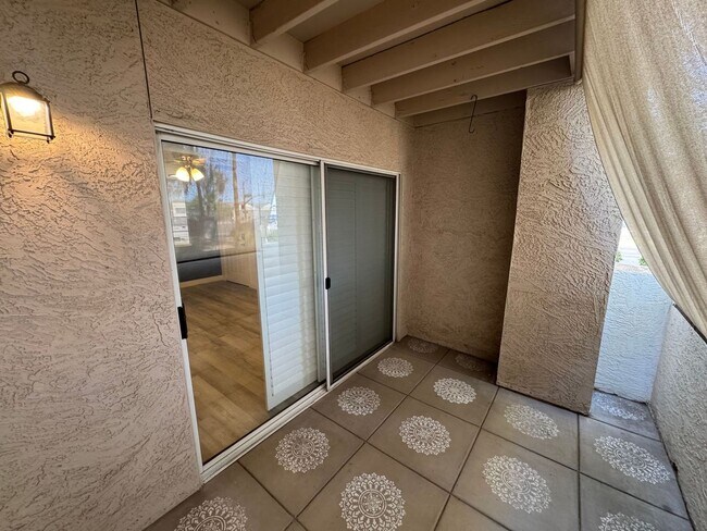 Building Photo - Charming 1-Bedroom Home in the heart of Gilbert – Prime Location!