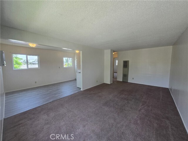 Building Photo - 1558 N Hope Ave