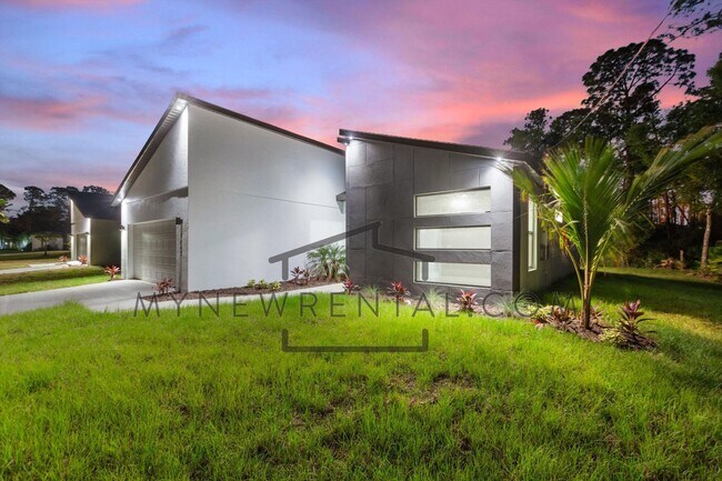 Building Photo - ONE MONTH FREE RENT! Modern, energy effici...