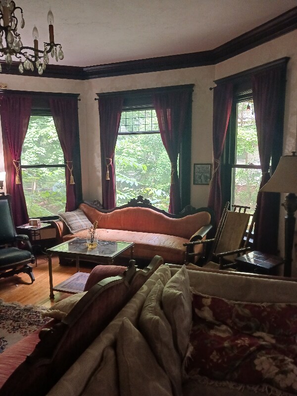 Building Photo - 52 Fairfield Ave