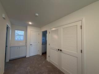 Building Photo - 6575 E Cresthaven Dr