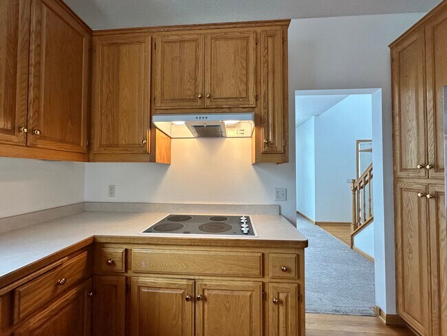 Building Photo - 1620 Spinaker Dr