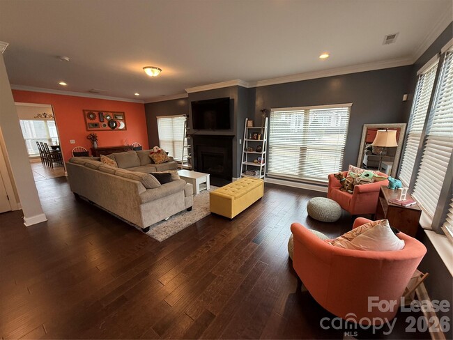 Building Photo - 8708 Aspinwall Dr