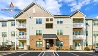 Building Photo - BEAUTIFUL 3BD 2.5 BTH Apartment home RAINTREE - Ballantyne Commons Pkwy - MOVE IN SPECIAL