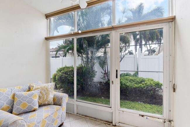 Building Photo - 5505 N Ocean Blvd