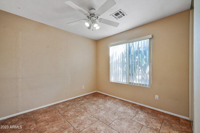 Building Photo - 16122 W Desert Bloom St