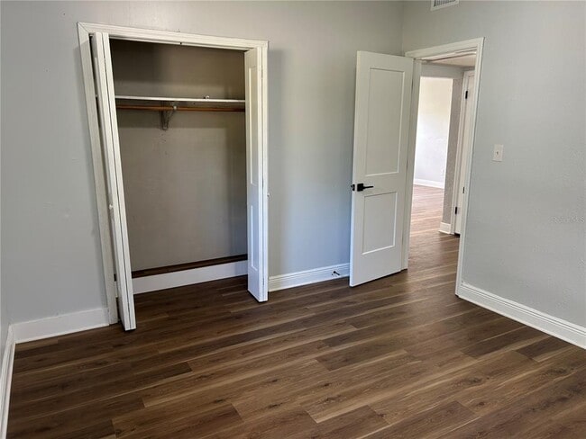 Building Photo - 1503-1503 Noble Pl