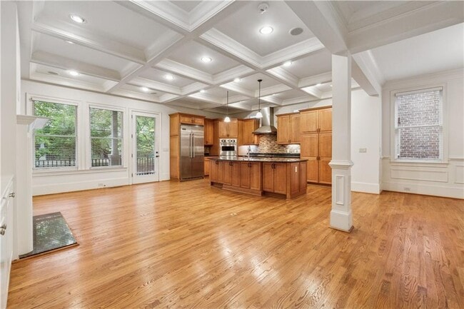 Building Photo - 1220 State St NW