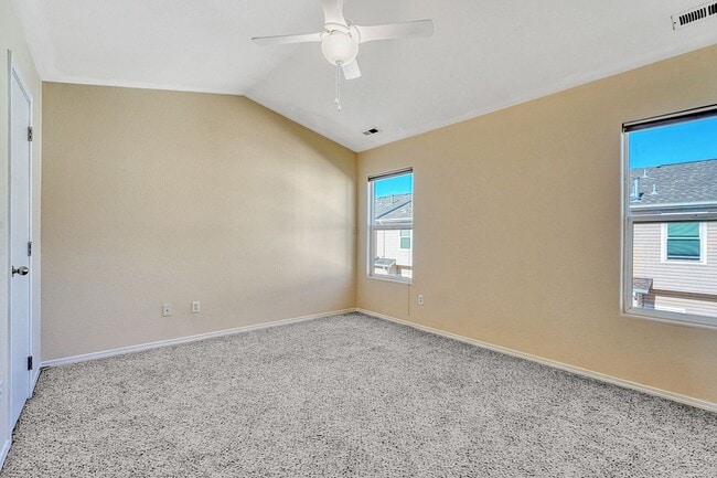 Building Photo - 10574 Country Park Point