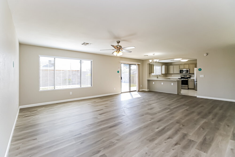 Building Photo - 4537 N 87th Ave
