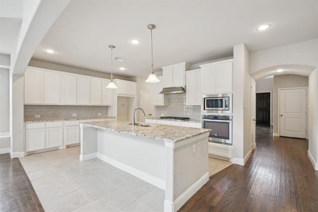 Building Photo - 16400 Olmsted Pk Blvd