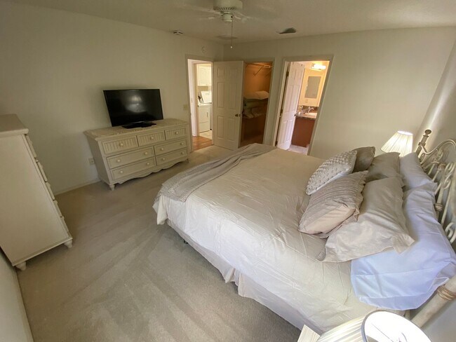 Building Photo - Beautiful 3 + 2 Fully Furnished/Turnkey AN...