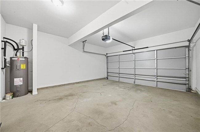 Building Photo - 2730 Kemp Ct