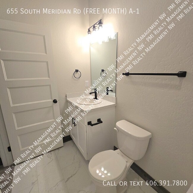 Building Photo - FREE MONTH with 12 Month lease!