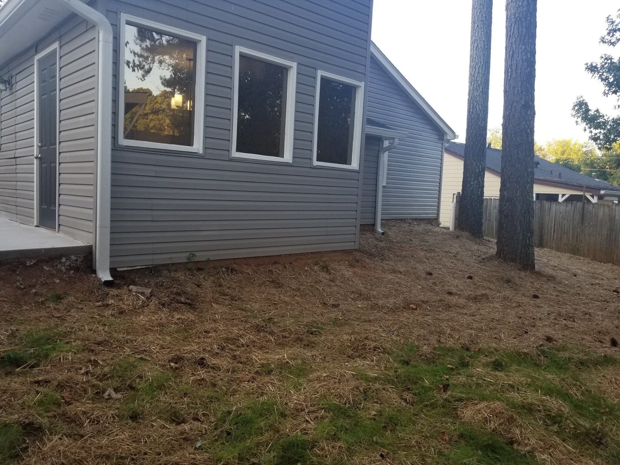 Building Photo - 2885 Waverly Cove