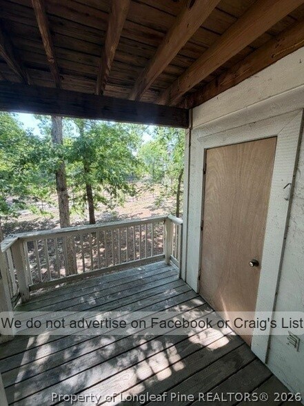 Building Photo - 1022 Brookhollow Dr