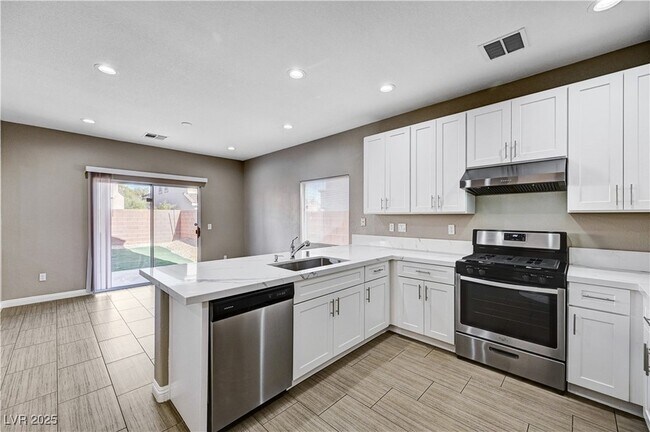 Building Photo - 9110 Rushing Wind Ave