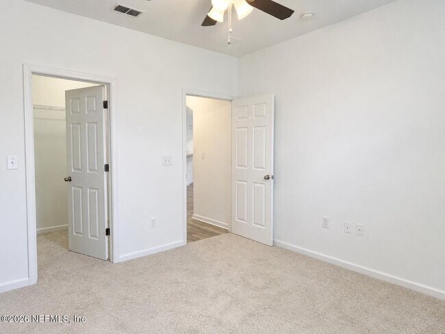 Building Photo - 5663 Greenland Rd