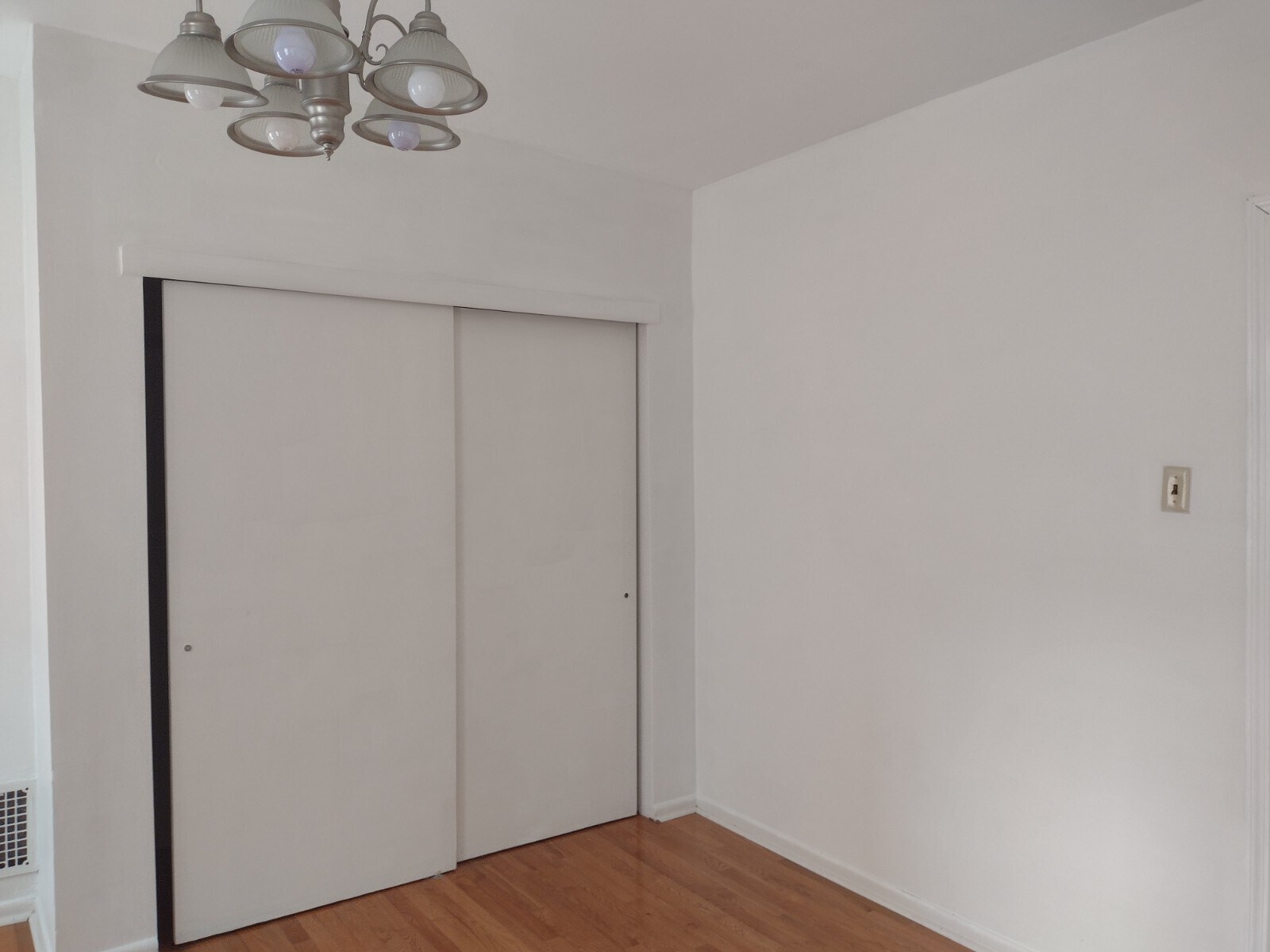 closet master bedroom - 2128 Pemberton St
