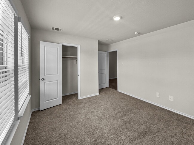 Building Photo - 13008 Dawson Dr