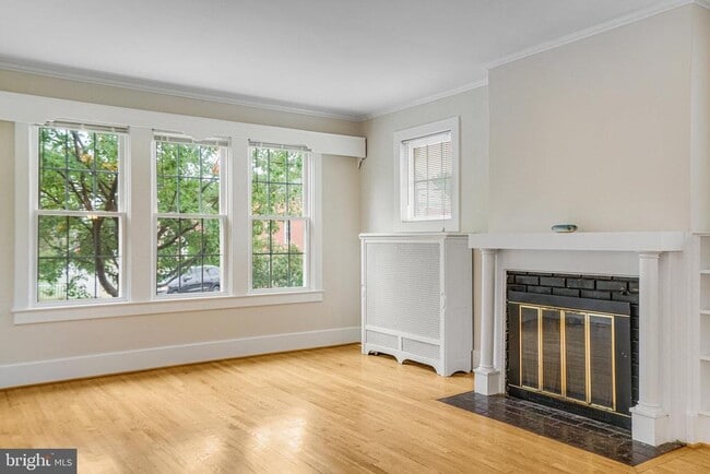 Building Photo - 3531 7th St S