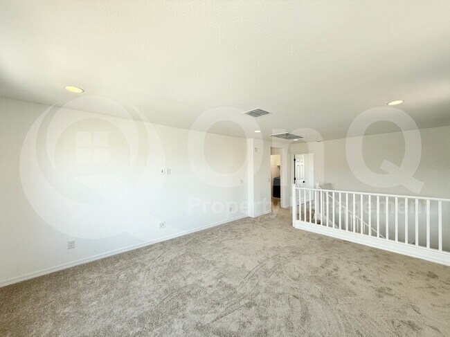 Building Photo - 11216 S 56th Ln
