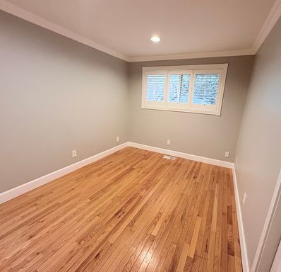 Building Photo - Charming 5-Bedroom Home in Prime Ballard Location! Open House Saturday April 4th