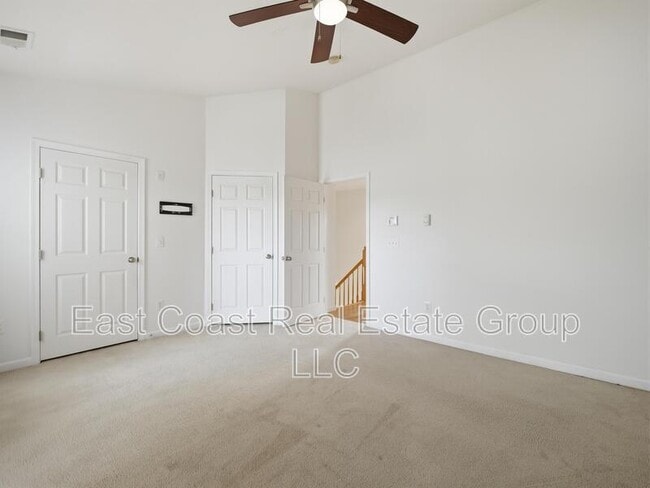 Building Photo - 1247 Mare St