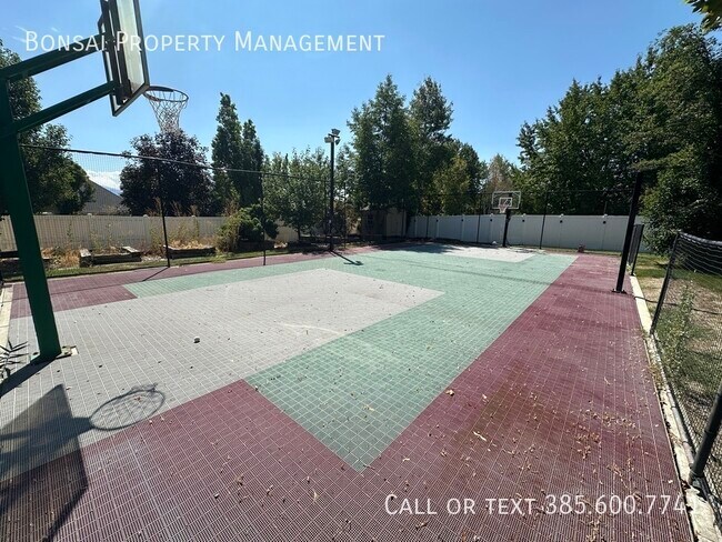 Building Photo - 11291 Palisade View Dr