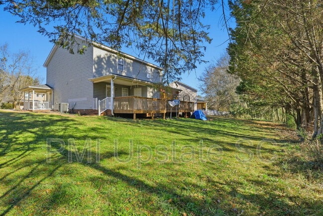 Building Photo - 110 Cypress Run