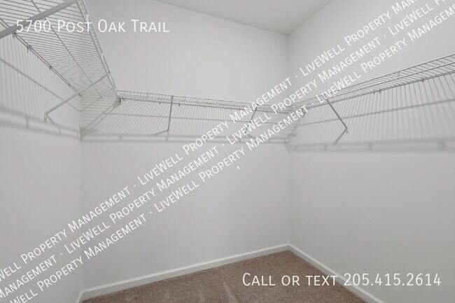 Building Photo - 5700 Post Oak Trl