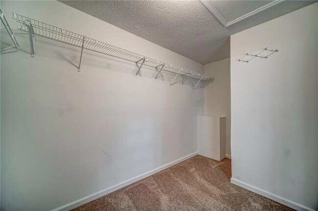 Building Photo - 311 Mariner Cir