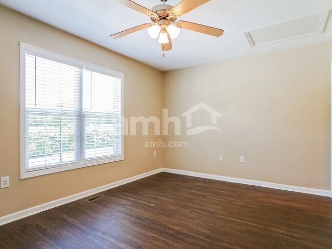 Building Photo - 87 Wolf Creek Ln