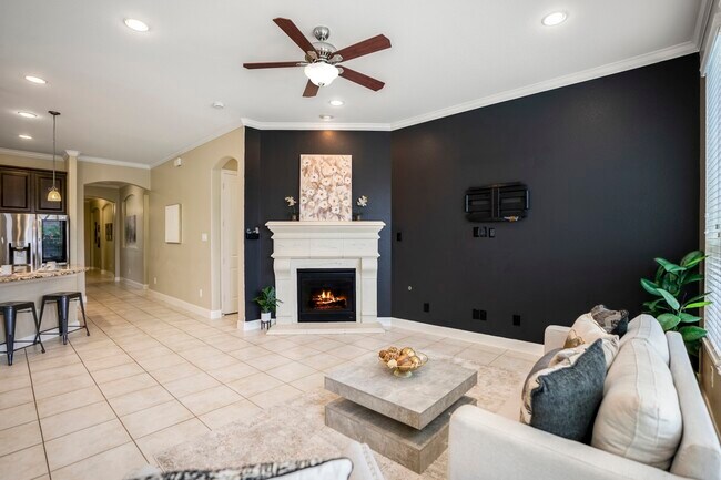 Building Photo - 22310 Taren Ct