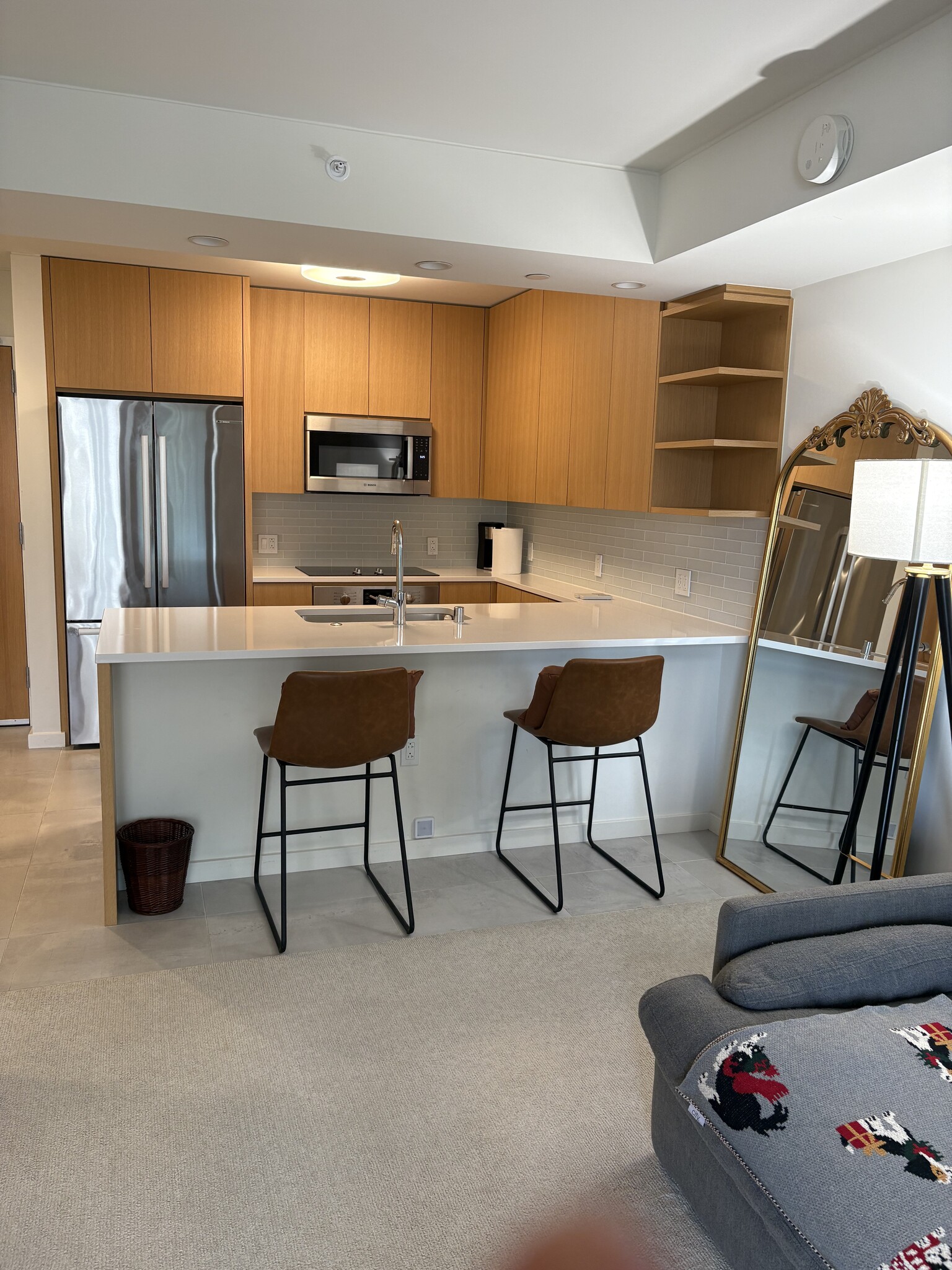 Building Photo - 1388 Kapiolani Blvd