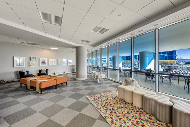 Building Photo - 1201 S Prairie Ave
