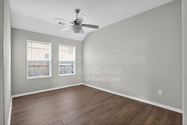 Building Photo - 18506 W Hardy Rd