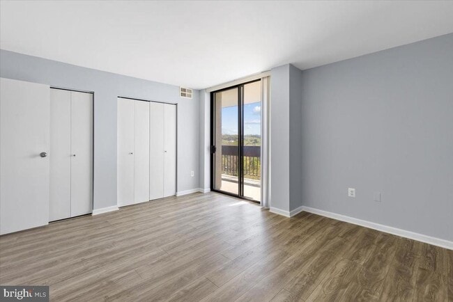 Building Photo - 5300 Holmes Run Pkwy