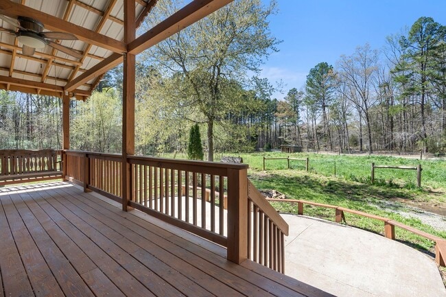 Building Photo - Fabulous Home near Silk Hope Chatham County - Cabin living close to Shakori
