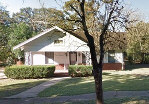 Front view - 1200 Carlisle St