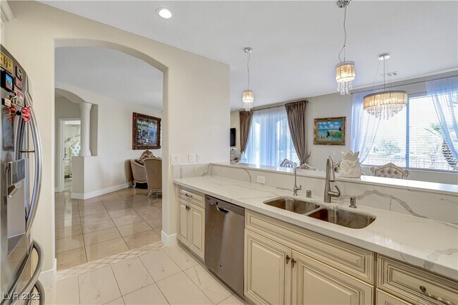 Building Photo - 9430 Laguna Niguel Dr