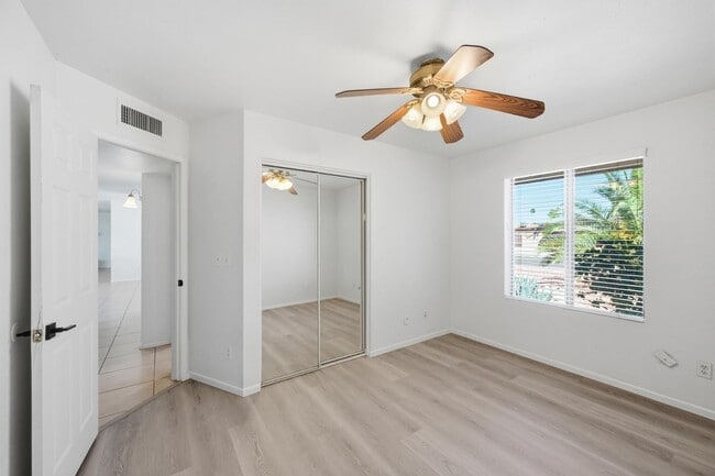 Building Photo - 5229 E Winchcomb Dr