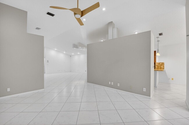 Building Photo - 7558 Ironbridge Cir